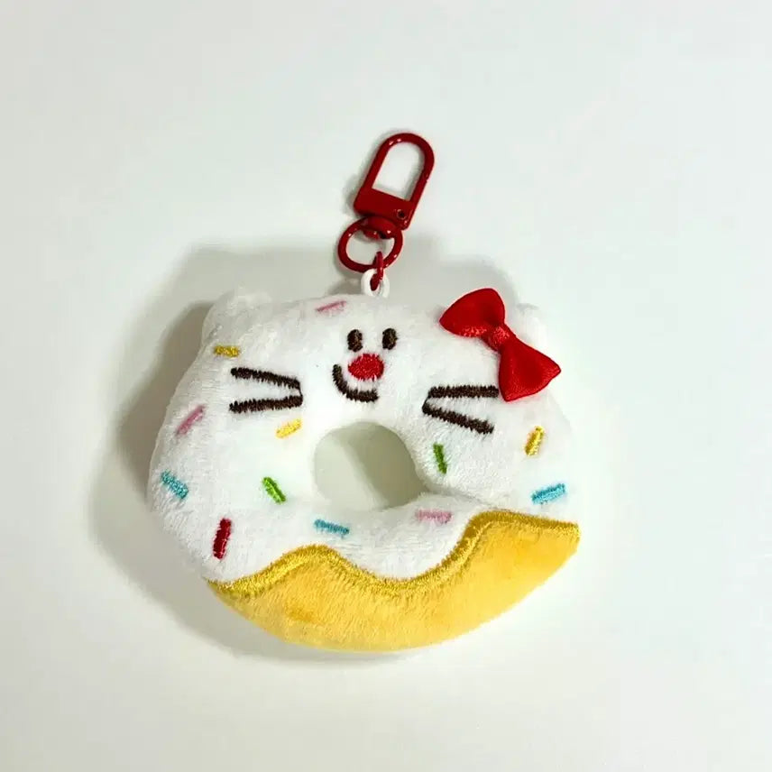 [SOLD OUT] 헬로키티 도넛 키링 새상품