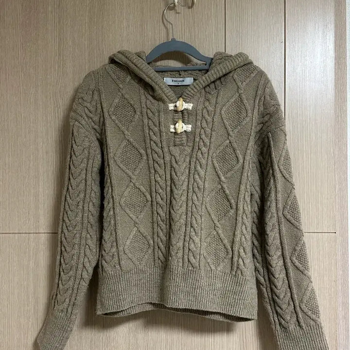 [BUNJANG] 8Seconds Duffle Hooded Crop Knit Sweater (Size S) / 에잇세컨즈 더플 후드 니트(크롭 S사이즈)