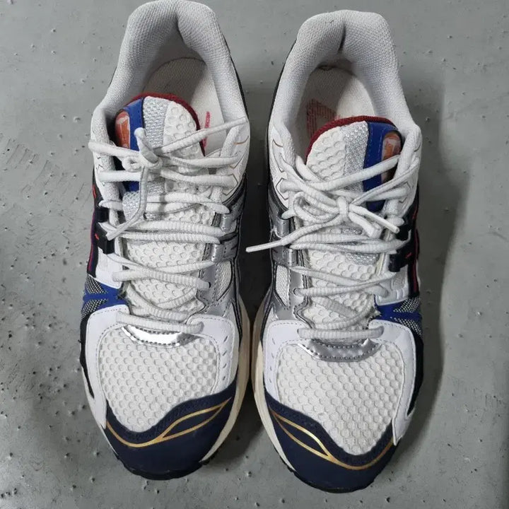 [BUNJANG] Asics Gel Kayano Legacy White Black 270 Sneakers / 아식스 젤 카야노 레거시 화이트 블랙270