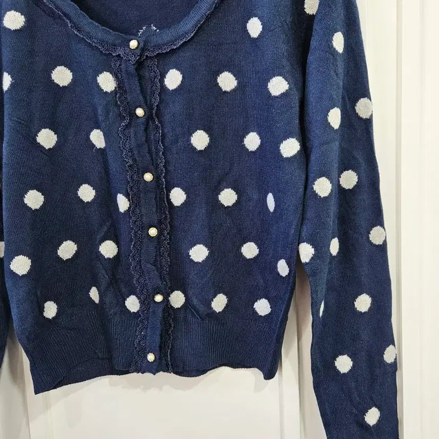 [BUNJANG] axes femme Dot Knit Cardigan / axes femme 도트 니트 가디건