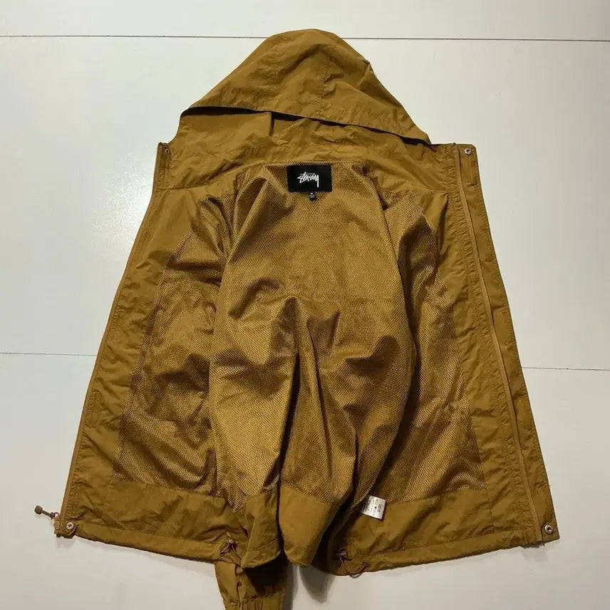 [BUNJANG] Stussy 3M Reflective Mustard Yellow Tech Windbreaker / 스투시 3M 리플렉티브 머스타드 옐로우 테크 윈드브레이커