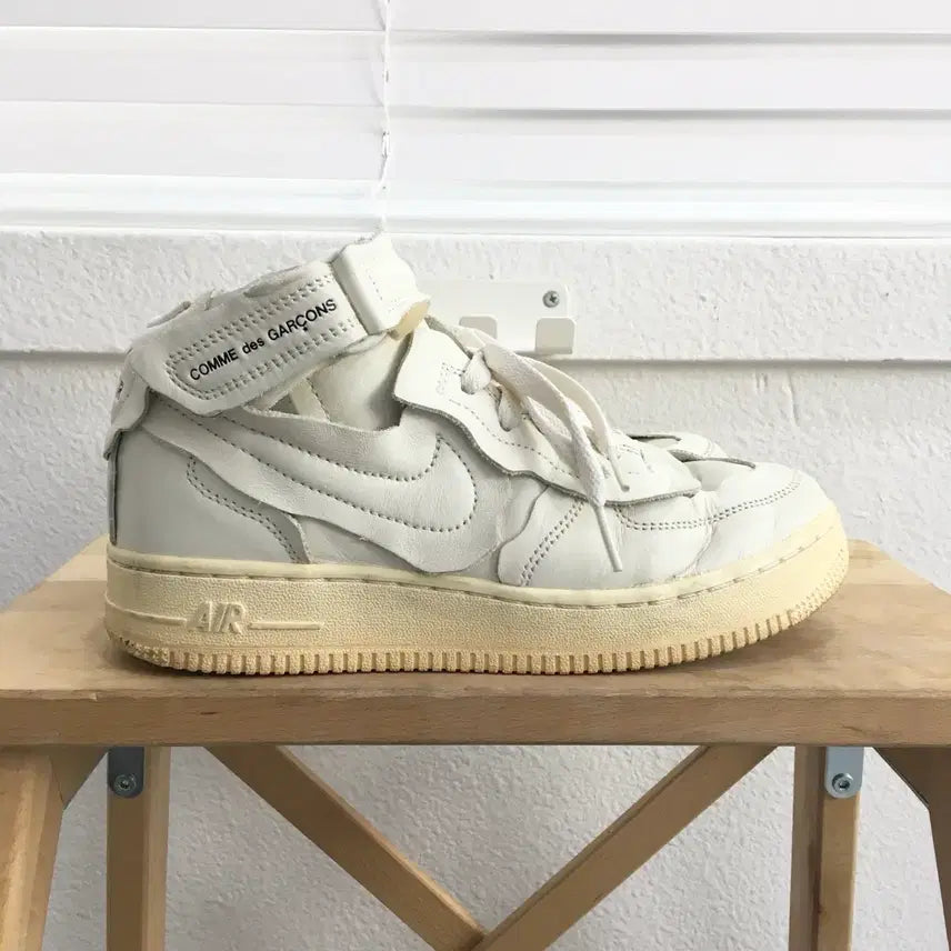 [SOLD OUT] 꼼데가르송 나이키 에어포스 스니커즈