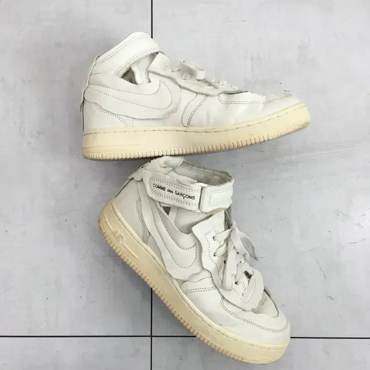 [SOLD OUT] 꼼데가르송 나이키 에어포스 스니커즈