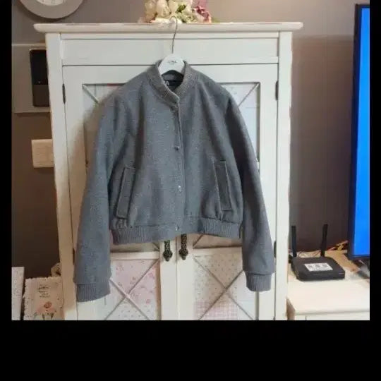 [BUNJANG] ZARA Bomber Jacket (Size 55.5-66) / 자라 봄버자켓 덤퍼/55반-66