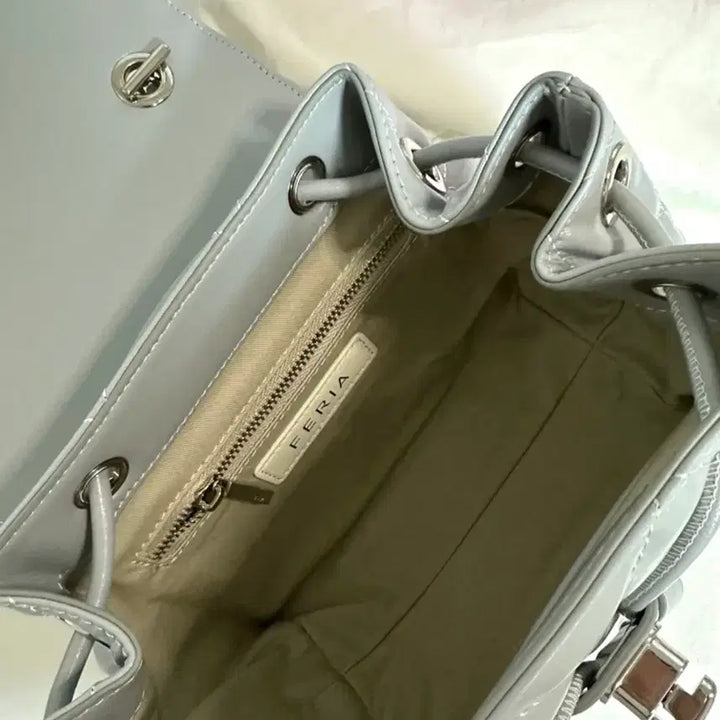 [BUNJANG] FERIA Quilted Chain Backpack - Fog Blue / FERIA 퀼팅 체인 백팩 안개 블루
