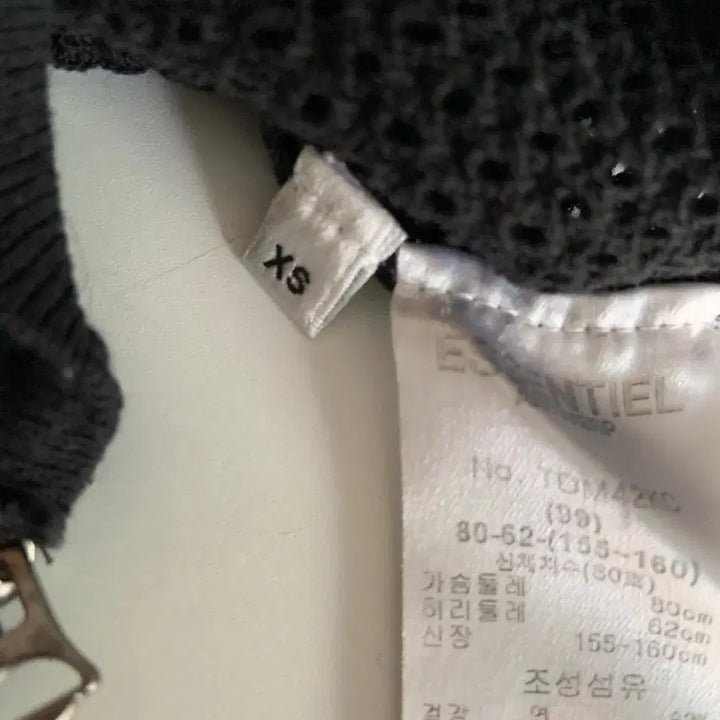 [BUNJANG] 55 Essential Antwerp Black Hooded Knit / 55 에센셜 앤트워프 블랙 후드 니트