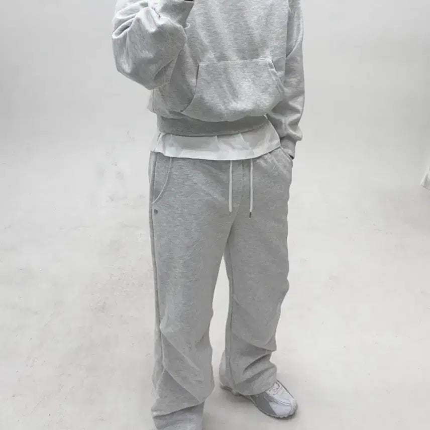 [BUNJANG] Rivet Hooded Training Set / 리벳 후드 트레이닝 셋업