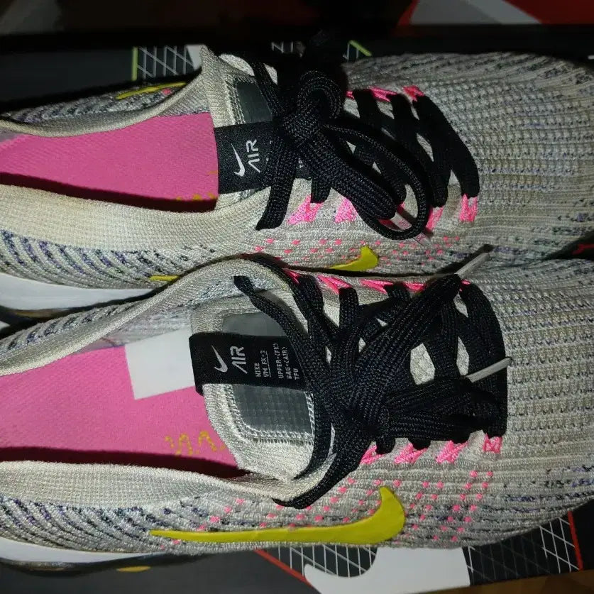 [BUNJANG] Nike Vapormax Flyknit 3 White Yellow Sneakers / 나이키 베이퍼맥스 플라이니트3 화이트옐로우