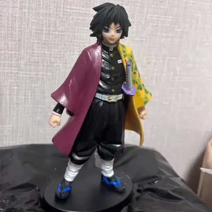 [BUNJANG] Demon Slayer Giyu Tomioka Figure / 귀멸의 칼날 토미오카 기유 피규어