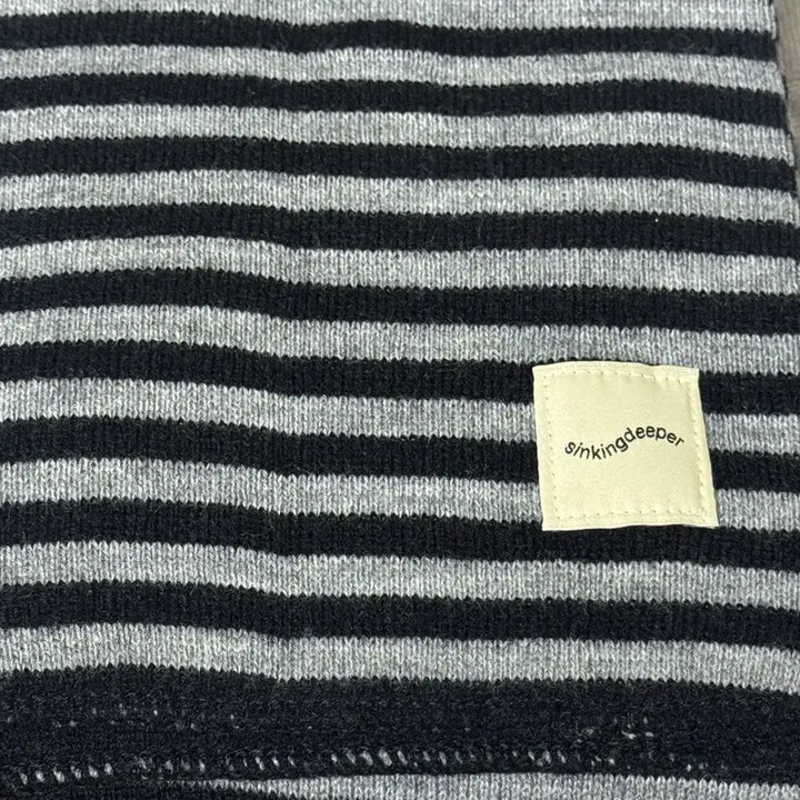 [BUNJANG] Thinking Differ Stripe Jacquard Muffler / 싱킹디퍼 스트라이프 자가드 머플러