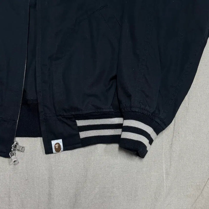 [BUNJANG] BAPE 00s Saru Back Logo Two-Way Bomber Jacket / 베이프 00s 사루 백로고 투웨이 봄버 자켓 S(100)