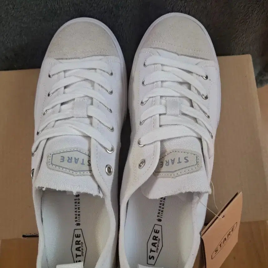 [BUNJANG] STARE White Sneakers 260mm / STARE 흰색 스니커즈 새상품 260mm