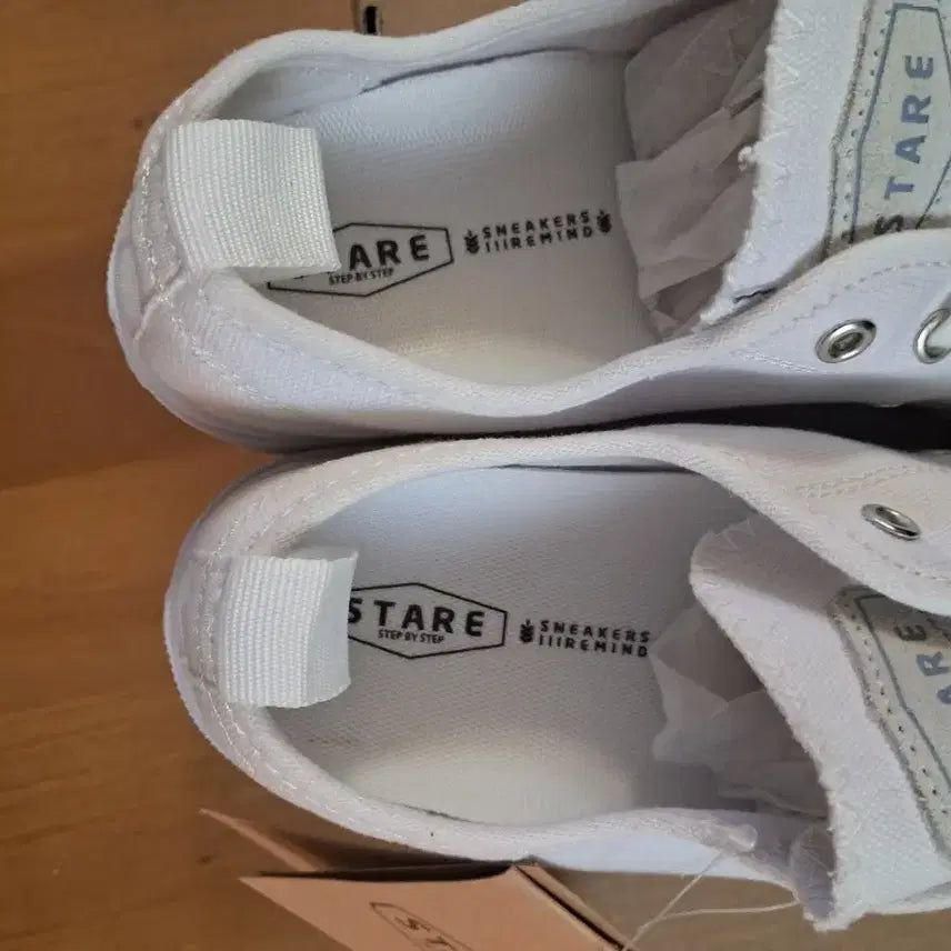 [BUNJANG] STARE White Sneakers 260mm / STARE 흰색 스니커즈 새상품 260mm