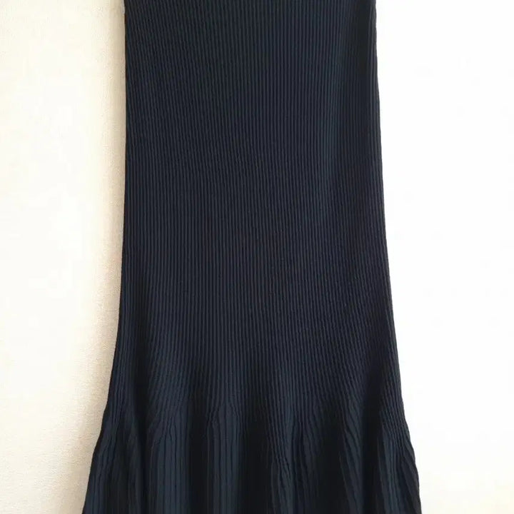 [BUNJANG] Theory Ribbed Flare Knit Skirt - Black / 띠어리 골지 플레어 니트 스커트 블랙