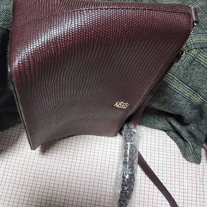 [BUNJANG] Louis Quatorze Embossed Leather Tote Bag / 루이까또즈 가방