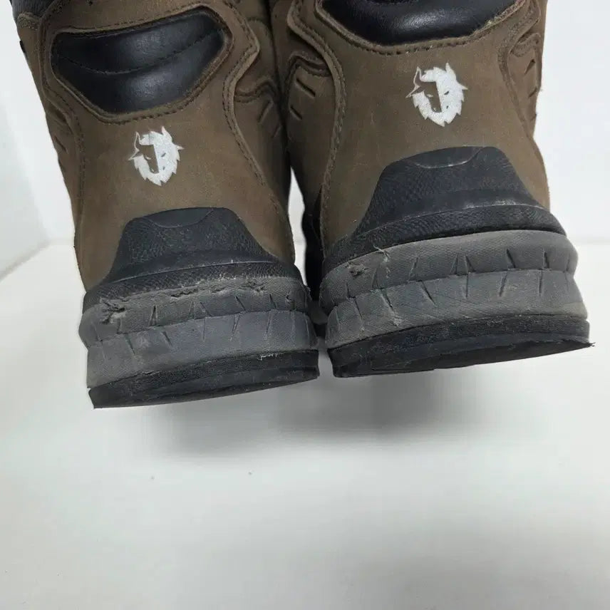 [BUNJANG] Black Yak Yak Road Master GTX 250 Brown Hiking Boots / 블랙야크 야크로드 마스터 GTX 250 브라운 최상급 고어텍스 등산화