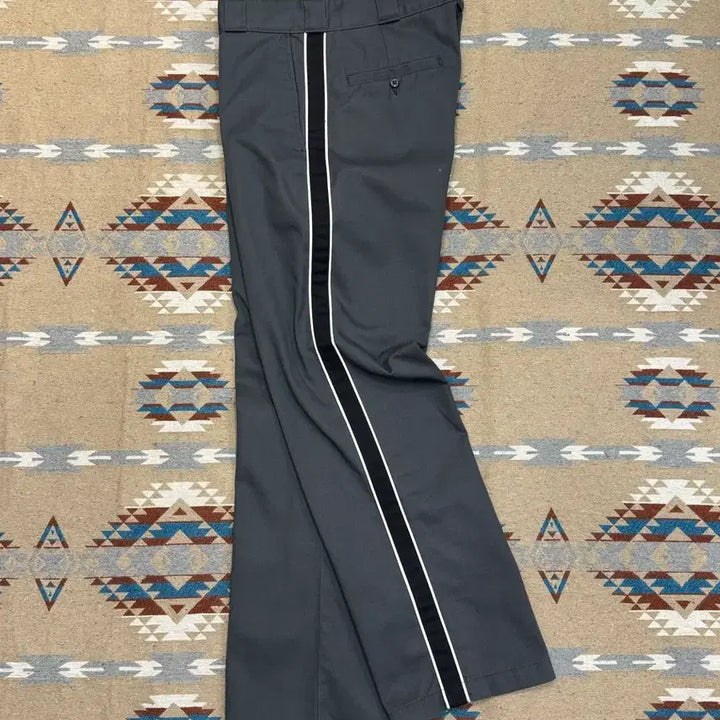 [BUNJANG] Supreme x Dickies 874 Stripe Work Pants Charcoal / [34] 슈프림 x 디키즈 스트라이프 874 워크 팬츠 차콜