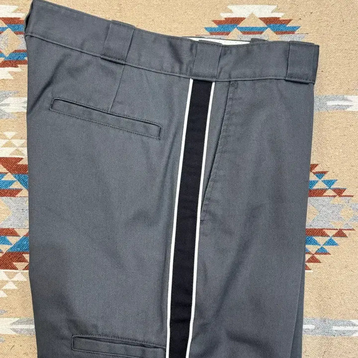 [BUNJANG] Supreme x Dickies 874 Stripe Work Pants Charcoal / [34] 슈프림 x 디키즈 스트라이프 874 워크 팬츠 차콜