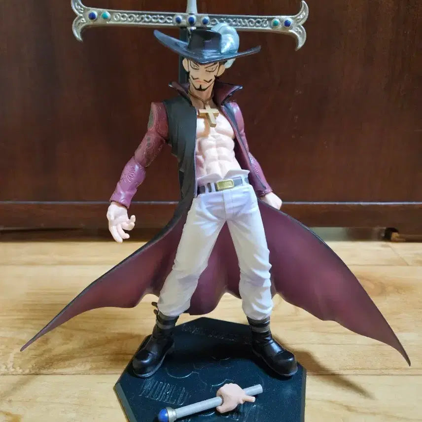 [BUNJANG] One Piece Mihawk P.O.P DX Figure / 원피스 미호크 피규어 P.O.P DX