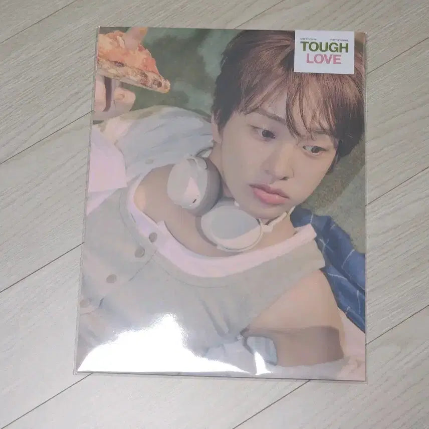 [BUNJANG] SHINee Onew Popup Store Mini Poster Set / 샤이니 온유 터프러브 팝업스토어 미니 포스터 세트poster onew포카