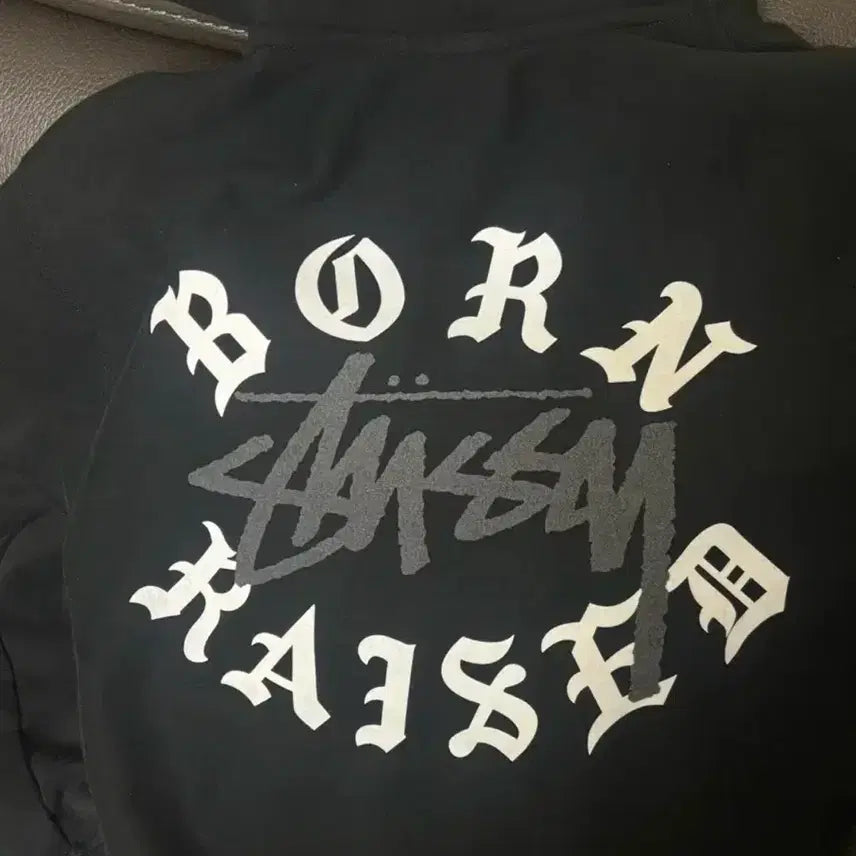 [BUNJANG] Stussy Born x Raised Hoodie Zip-up / 스투시 본앤레이즈드 후드 집업 m