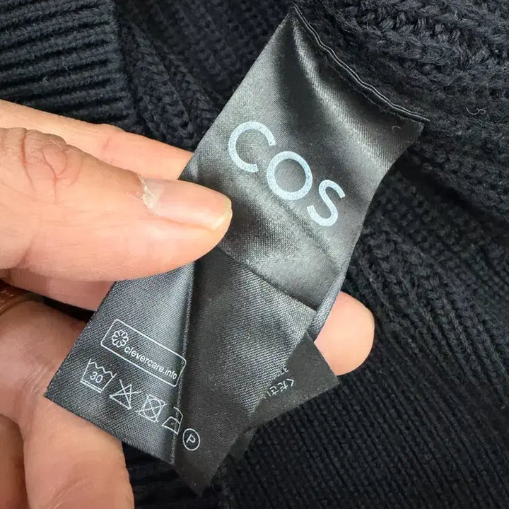 [BUNJANG] COS Oversized Black Half-Zip Knit Sweater / 정품) COS 코스 여성 오버핏 블랙 니트 반집업 니트 L