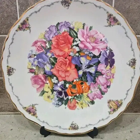 [BUNJANG] Royal Albert Finale Decorative Plate / 영국.한정판)로얄알버트 피날레대형 장식접시.27cm