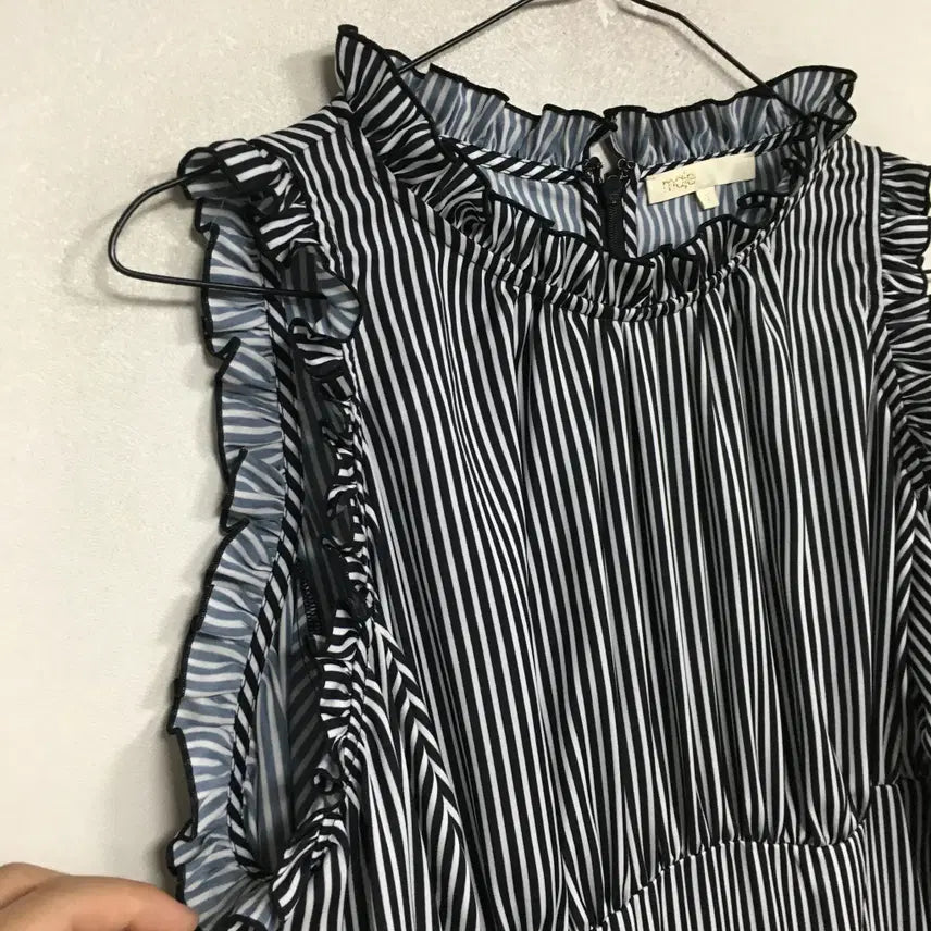 [BUNJANG] MAJE Flare Dress / MAJE 마쥬 플레어 드레스 원피스 1