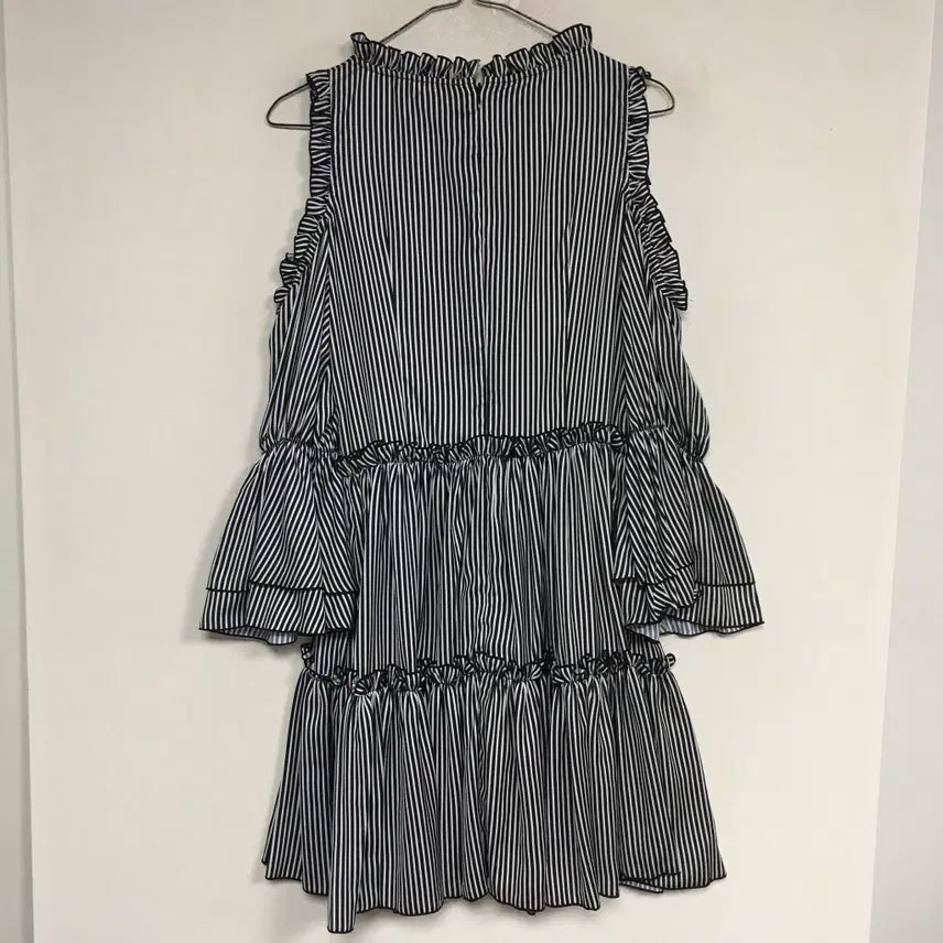 [BUNJANG] MAJE Flare Dress / MAJE 마쥬 플레어 드레스 원피스 1