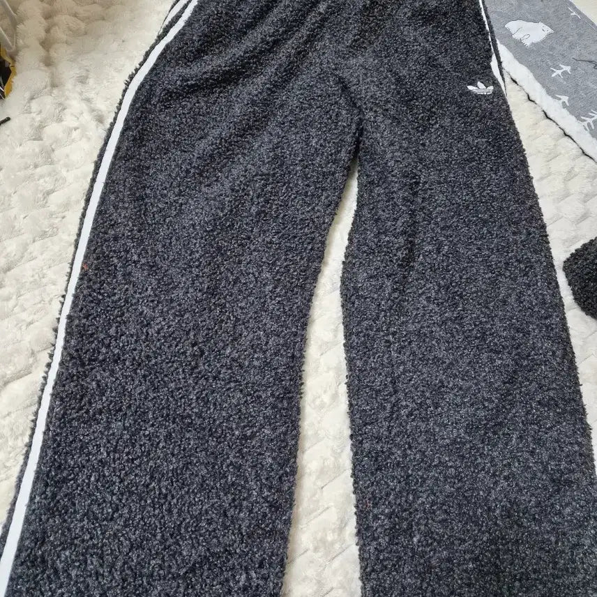 [BUNJANG] Adidas Fleece Tracksuit Set (New) / 아디다스 뽀글이 츄리닝 셋업 (새상품)