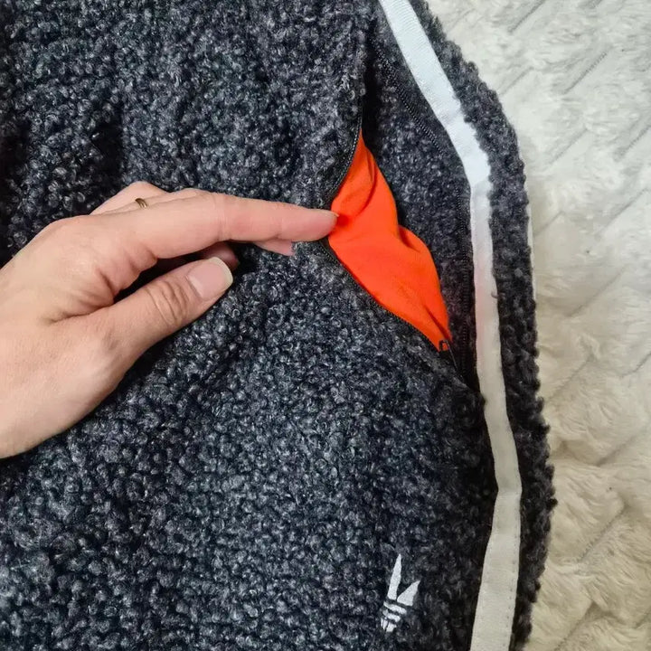 [BUNJANG] Adidas Fleece Tracksuit Set (New) / 아디다스 뽀글이 츄리닝 셋업 (새상품)