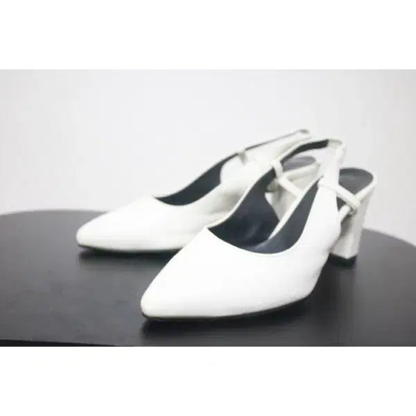 [BUNJANG] PIOLA White Heels (240) - Used / (240) 피올라 PIOLA 화이트 구두 (240) / 중고 신발