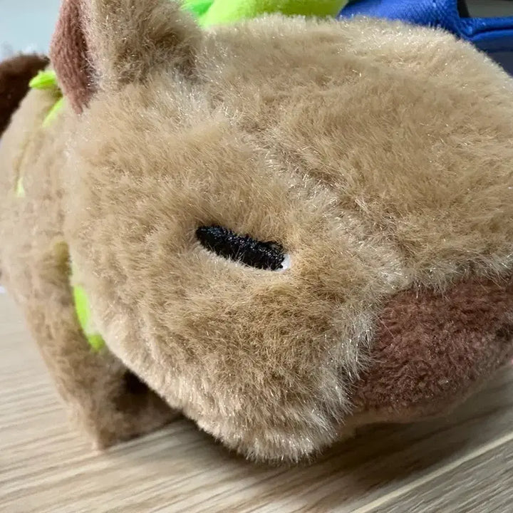 [BUNJANG] Capybara Wristband Plush / 카피바라 인형