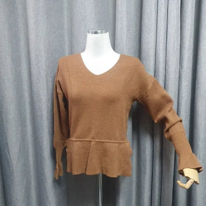 [BUNJANG] Peplum Brown Knit Top / 페플럼브라운 니트