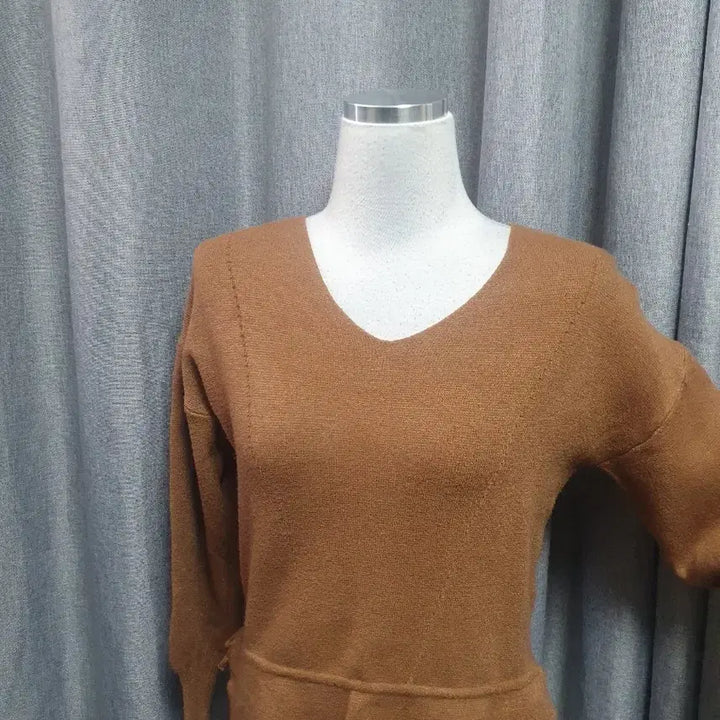 [BUNJANG] Peplum Brown Knit Top / 페플럼브라운 니트