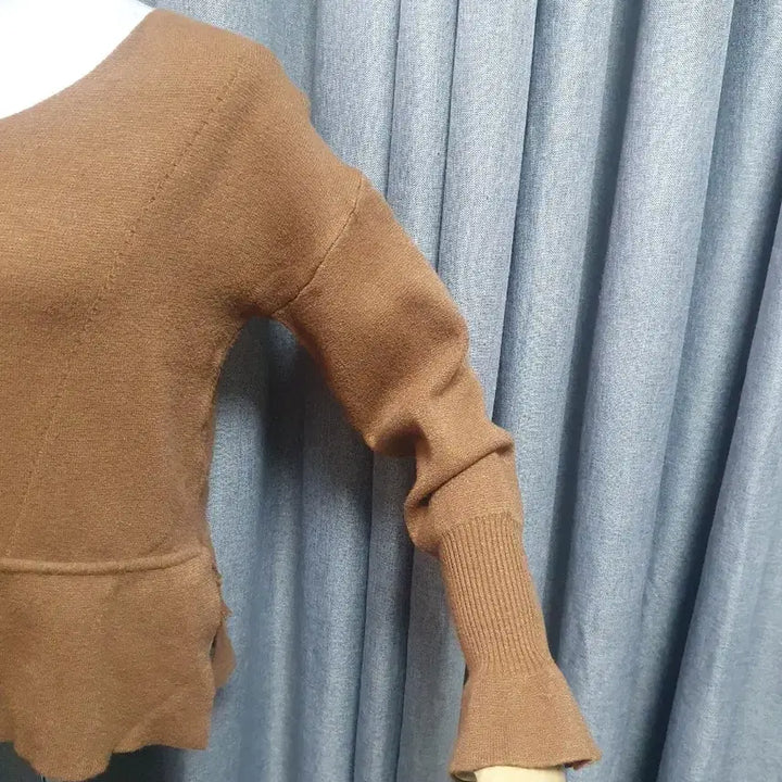 [BUNJANG] Peplum Brown Knit Top / 페플럼브라운 니트