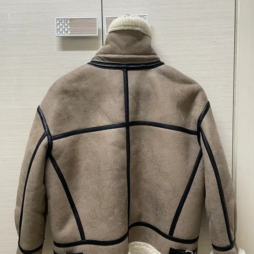 [BUNJANG] Selected Ivory Eco-Mustang Jacket / 무스탕 (셀렉티드) 아이보리 판매합니다.