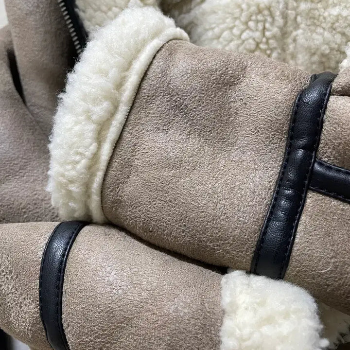 [BUNJANG] Selected Ivory Eco-Mustang Jacket / 무스탕 (셀렉티드) 아이보리 판매합니다.