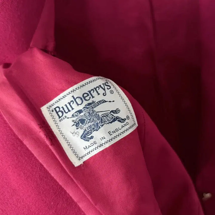 [BUNJANG] Burberry Crest Logo Gold Button Blazer Jacket / 버버리 크레스트 로고 금장 블레이져 자켓
