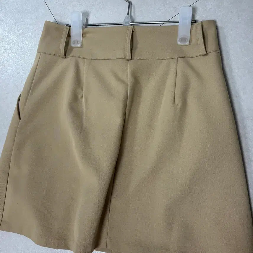 [BUNJANG] Beige Pleated Mini Skirt / 베이지 플리츠 미니스커트