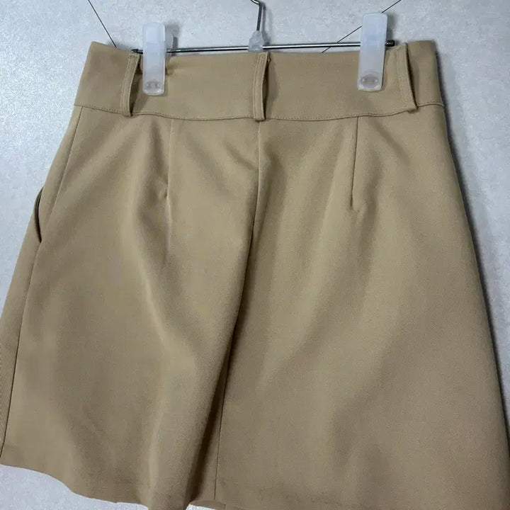 [BUNJANG] Beige Pleated Mini Skirt / 베이지 플리츠 미니스커트