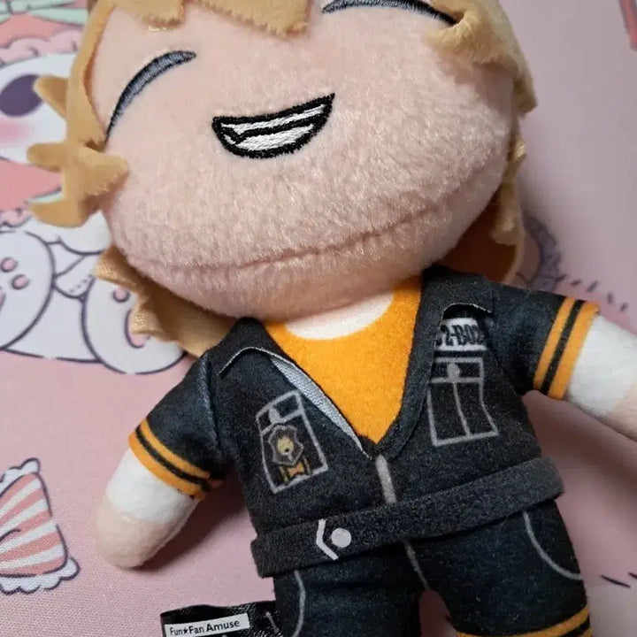 [BUNJANG] Twisted Wonderland Lugh Bucchi Training Wear Plush / 트위스테 라기 부치 운동복 누이