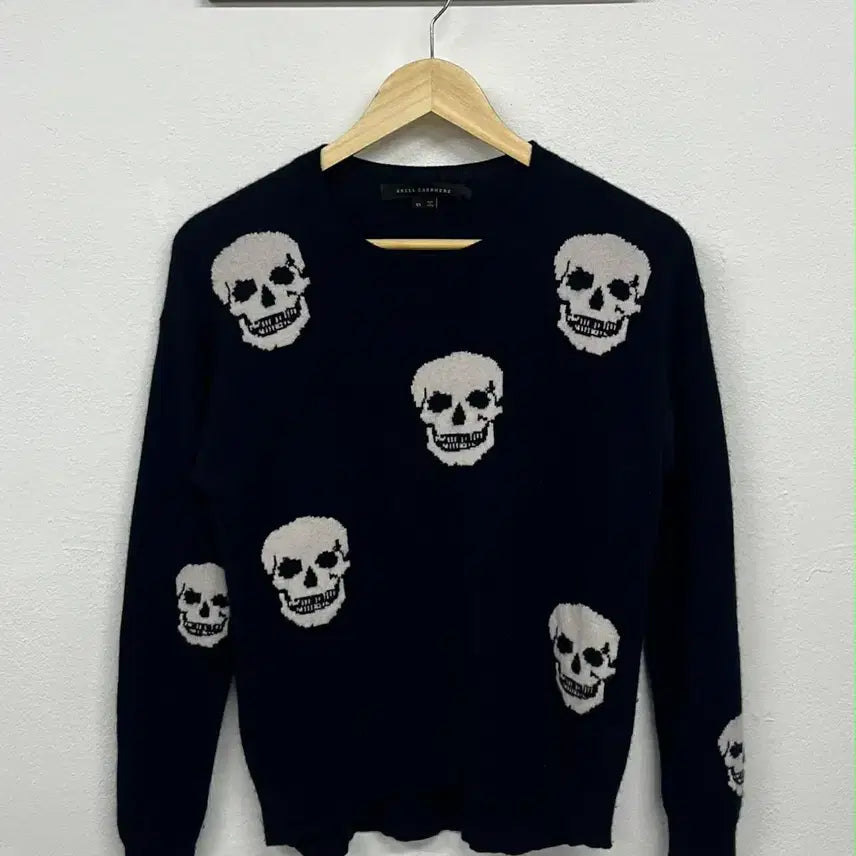 [BUNJANG] Skull Cashmere Skull Pattern Cashmere Knit Sweater / [XS]스컬 캐시미어 매장판 해골 패턴 캐시미어100% 니트