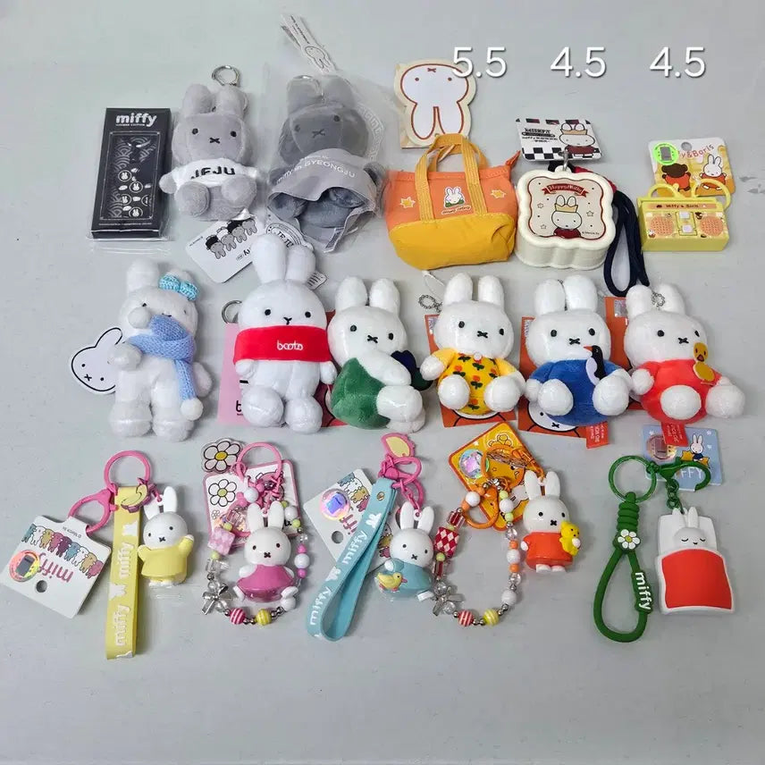 [BUNJANG] Miffy Figure Collection / [새상품] 미피 키링 인형 파우치 피규어 모음