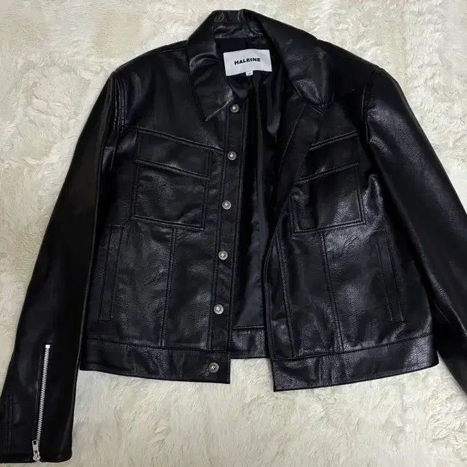 [SOLD OUT] HALAINE 트러커 레더 자켓 블랙 2