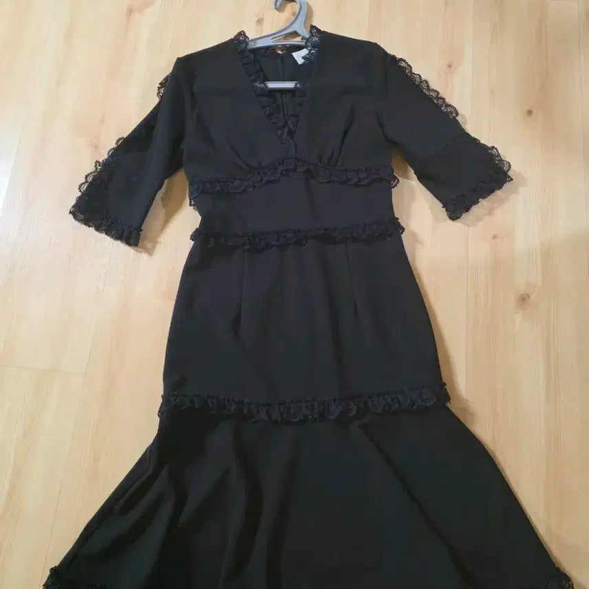 [SOLD OUT] 수입 블랙 원피스