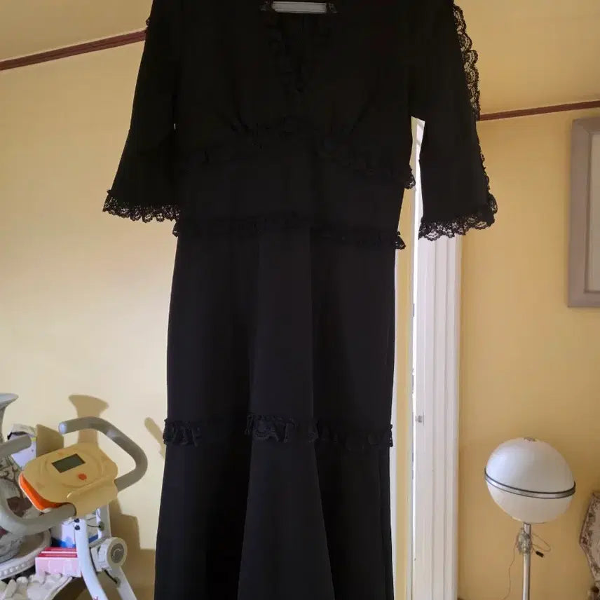 [SOLD OUT] 수입 블랙 원피스