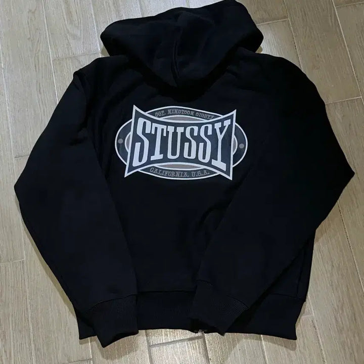[SOLD OUT] 스투시 챔피온 오벌 집 후드집업 블랙