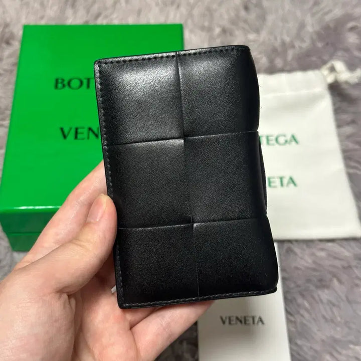 [BUNJANG] Bottega Veneta Maxi Flap Organizer Card Wallet / [풀구성] 보테가베네타 맥시 플랩 오거나이저 카드지갑 블랙