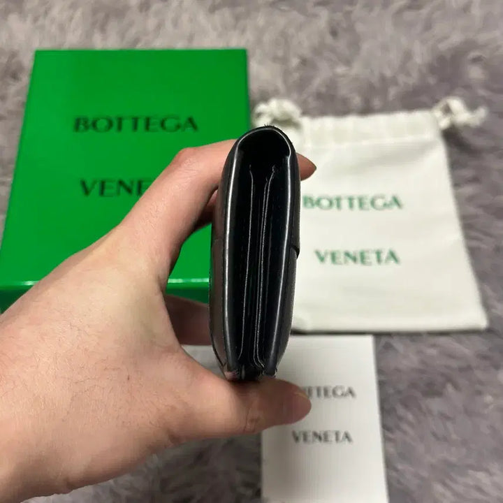 [BUNJANG] Bottega Veneta Maxi Flap Organizer Card Wallet / [풀구성] 보테가베네타 맥시 플랩 오거나이저 카드지갑 블랙